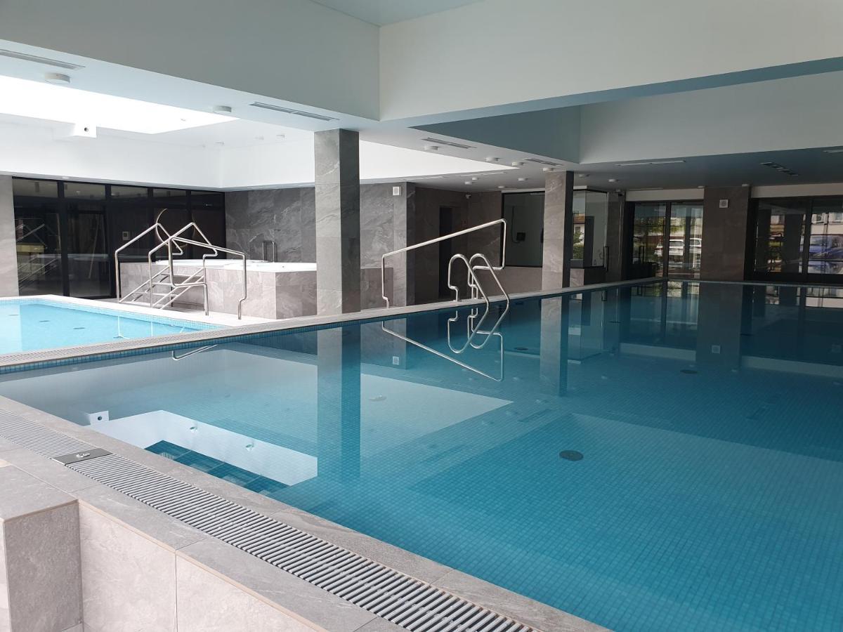 Green Port Spa Kolobrzeg Stylowy Loft- W Cenie Klimatyzacja, Baseny, 2 Jacuzzi, Sauna, Szlafroki, Bawialnia 外观 照片